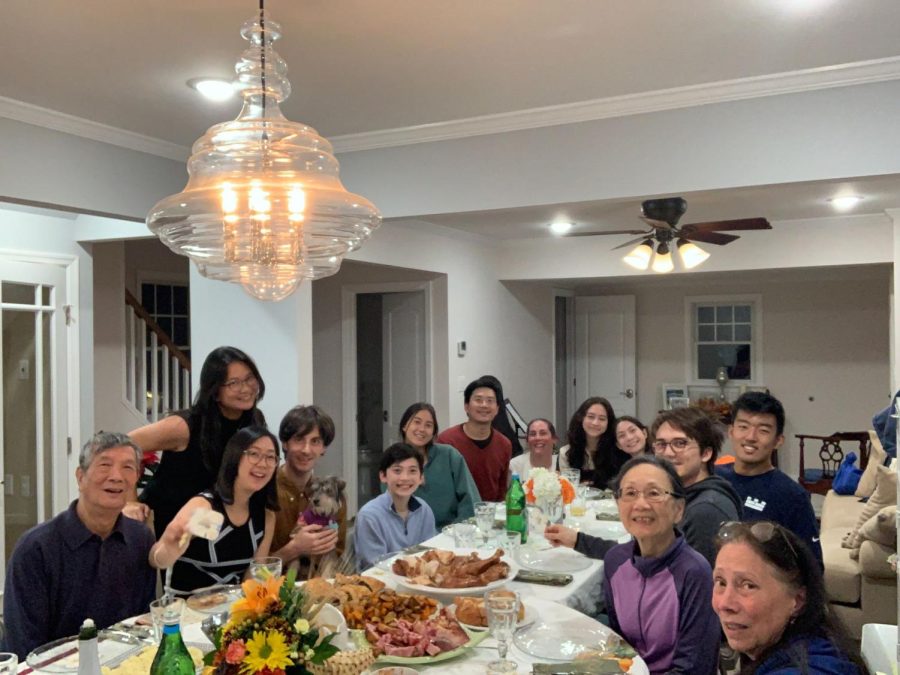 Caeli Robinson '23 gathers around the table for a big winter meal with all her family members.