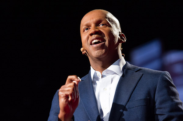 Bryan Stevenson gives a TED talk to a live audience. Photo By James Duncan Davidson. 