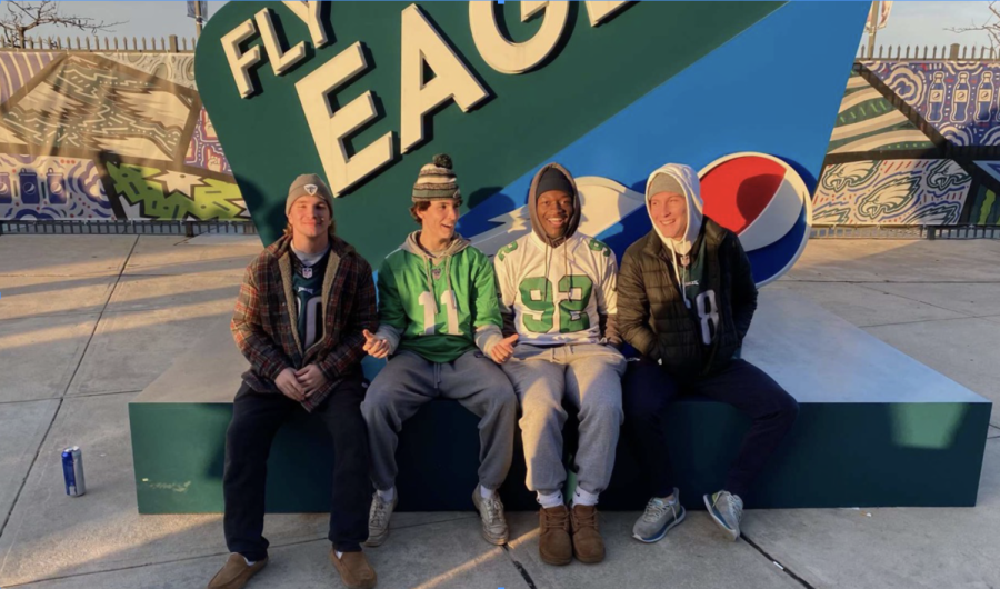 Asterino ’23, Basile ’23, White ’23, and Craig ’23 attend an Eagles game.